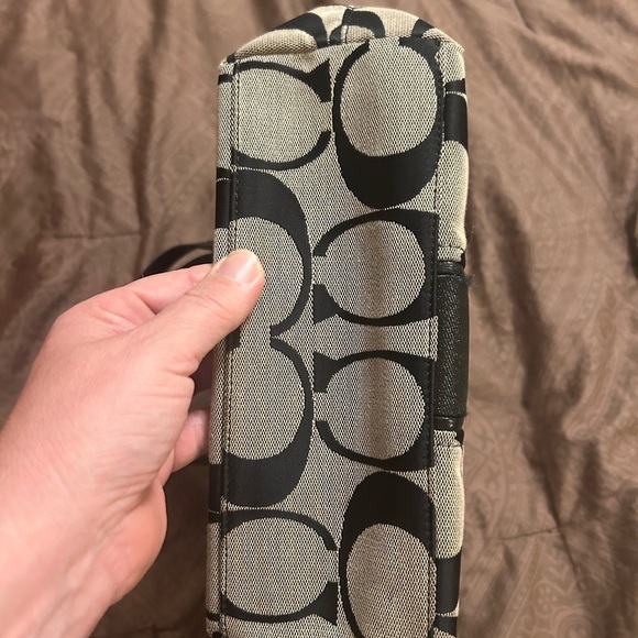 Coach shoulder bag - Picture 3 of 11